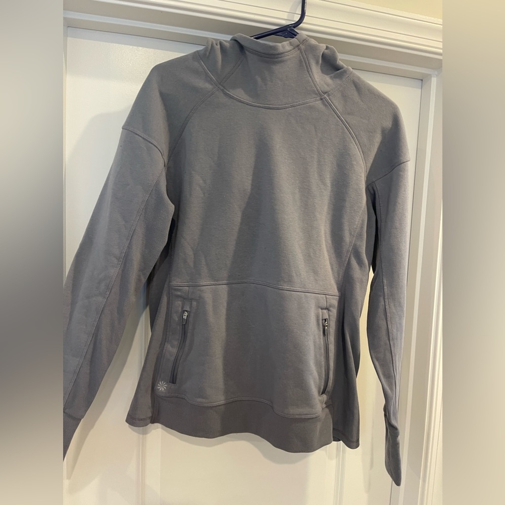 Crew neck Athleta sweatshirt
